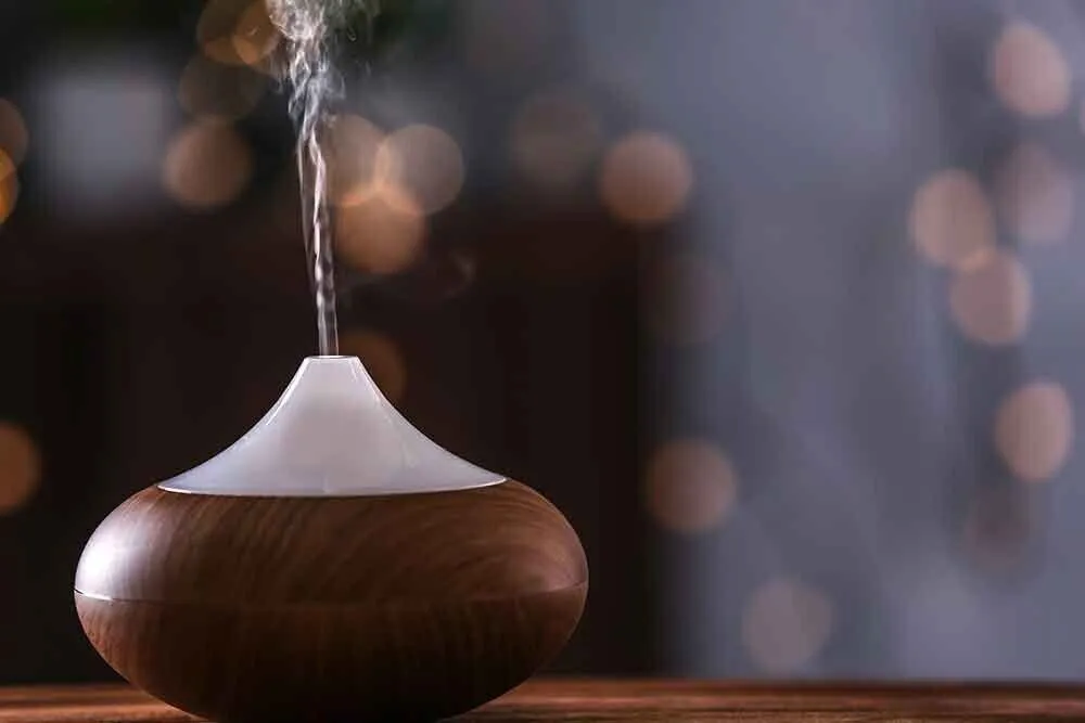 Aromatherapy with Essential Oils and Diffusers